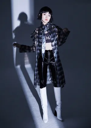 梁洁清新甜美写真图片_3