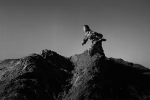 曾美慧孜黑白时尚大片写真图片_6