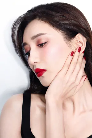 江疏影撩人性感写真图片_2