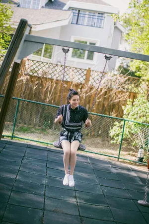 马思纯青春阳光活力写真图片_1