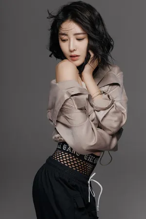 黎一萱妩媚性感写真图片_1