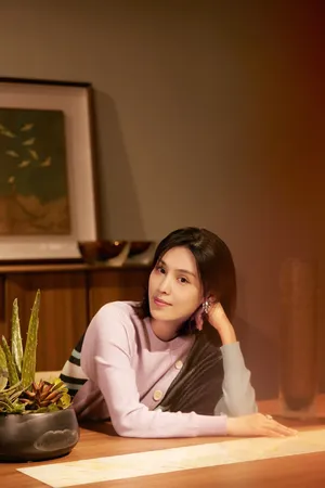 韩丹彤甜美居家写真图片_2