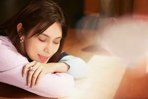 韩丹彤甜美居家写真图片_3