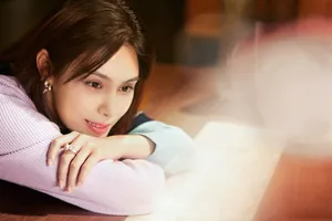 韩丹彤甜美居家写真图片_4