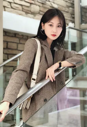 林鹏甜美秀丽写真图片