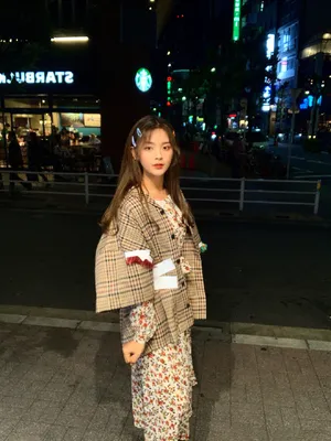 杨超越甜美日本旅拍照图片_3
