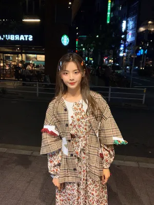 杨超越甜美日本旅拍照图片_4