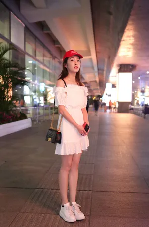 宣璐甜美元气机场照图片_2