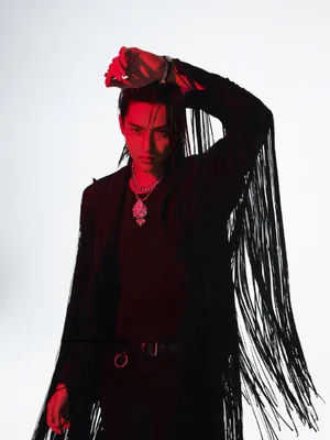 吴亦凡酷帅个性宣传大片写真图片_4