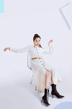 虞书欣清新灵动写真图片_3