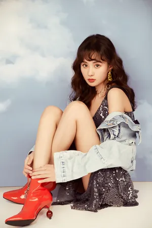 郑合惠子性感妩媚写真图片_5