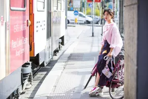 苏青清新甜美街拍图片_3