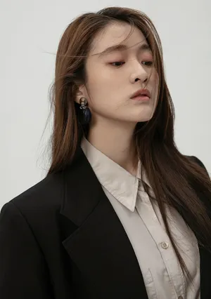 张雪迎李治廷时尚杂志写真大片_8