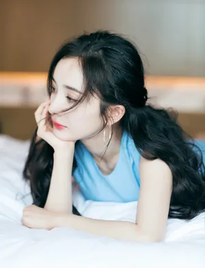 杨幂仙气甜美写真图片_3