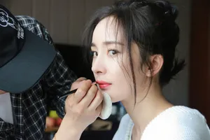 杨幂《密室逃脱》剧照图片_2