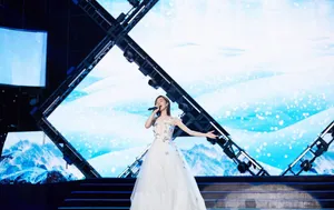 郁可唯温婉迷人活动写真图片_3