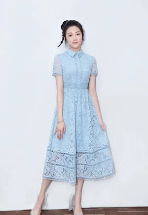 张可盈蓝色连衣裙性感图片_5