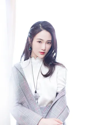 张可盈性感魅力写真图片_1