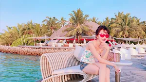李念清凉性感海边写真图片_4