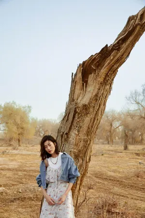 刘雯唯美私服写真图片_2