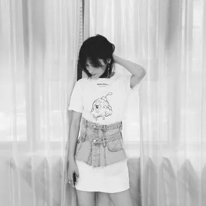 田沅黑白光影质感写真图片_2