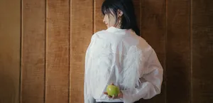 田沅黑白光影质感写真图片_4
