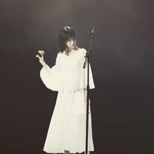 田沅黑白光影质感写真图片_6