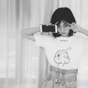 田沅黑白光影质感写真图片_7
