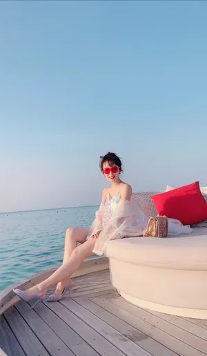 李念性感旅拍图片_5