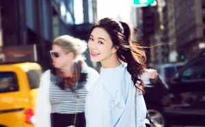 田海蓉甜美性感街拍图片_2