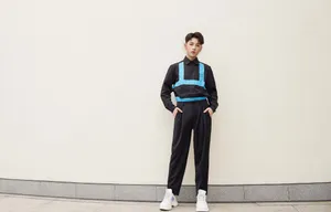 主持人李冲图片