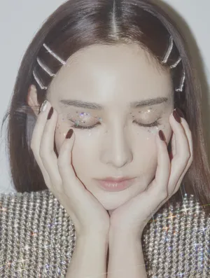 彭小苒性感灵动写真图片_5