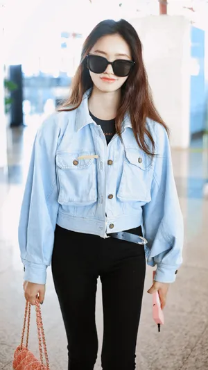 林允清爽夏日私服照图片_6