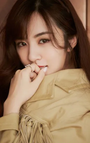 王晓晨酷美养眼活动照图片_2