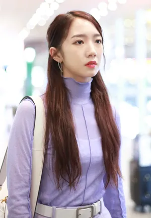 孟美岐机场街拍图片_2
