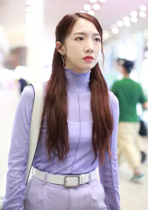 孟美岐机场街拍图片_6