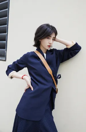 李溪芮性感时尚街拍图片_2