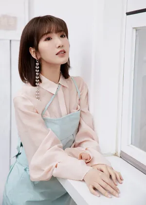毛晓彤粉嫩甜美写真图片