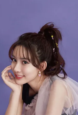 孟子义甜美灵动时尚写真图片_8