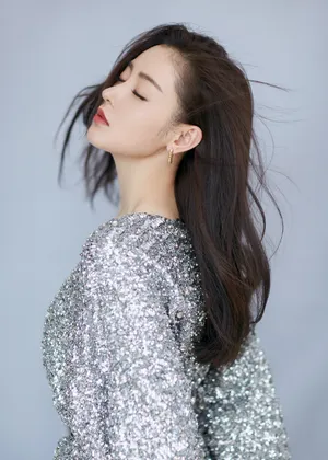 张天爱亚洲影视周性感图片_2