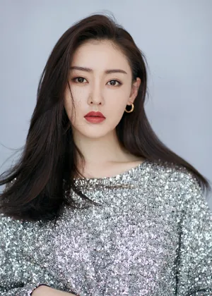张天爱亚洲影视周性感图片_8