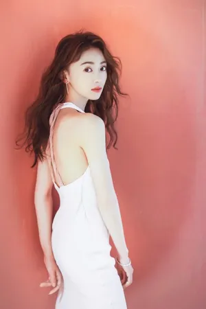 吴谨言亚洲影视周性感图片_4