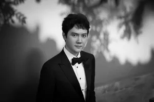 冯绍峰亚洲影视周帅气图片_2