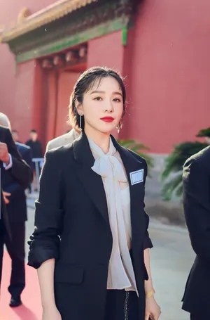 阚清子亚洲影视周性感图片_6
