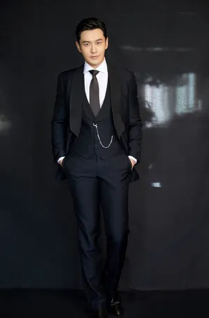 黄晓明亚洲影视周帅气写真图片