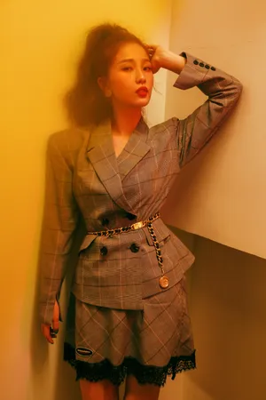 虞书欣性感妖娆写真图片_2