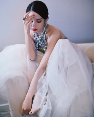 古力娜扎性感闪耀写真图片_4