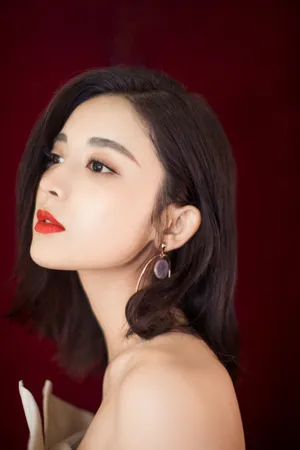 古力娜扎白裙优雅写真图片_6