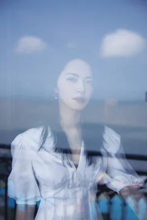 姚晨清新优雅朦胧写真图片_5