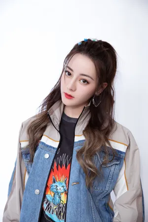 创造营2019迪丽热巴元气性感图片_3
